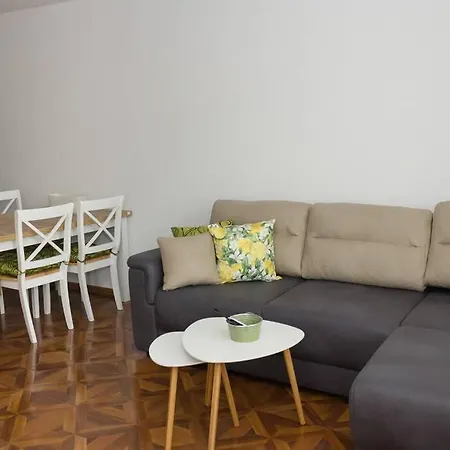 アパート Perfect Summer Vacation - One-bedroom Flat By Flat Mаnager *
