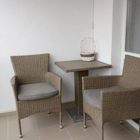 Perfect Summer Vacation - One-bedroom Flat By Flat Mаnager