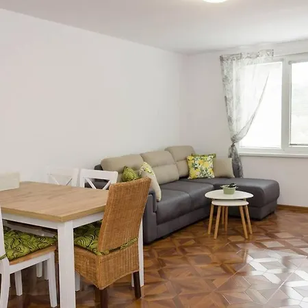 アパート Perfect Summer Vacation - One-bedroom Flat By Flat Mаnager *